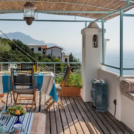 Villa Perla Nel Blu, Affacciata Sul Mare *
